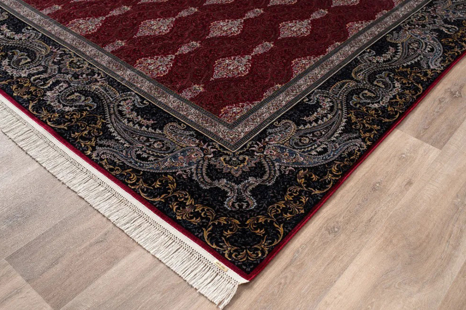 Yün Halı Nasıl Temizlenir?