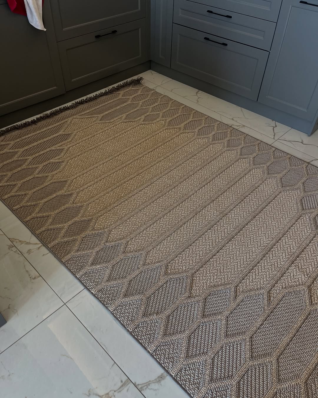 İskandinav Toz Tutmayan Halı BALIATI BA02B