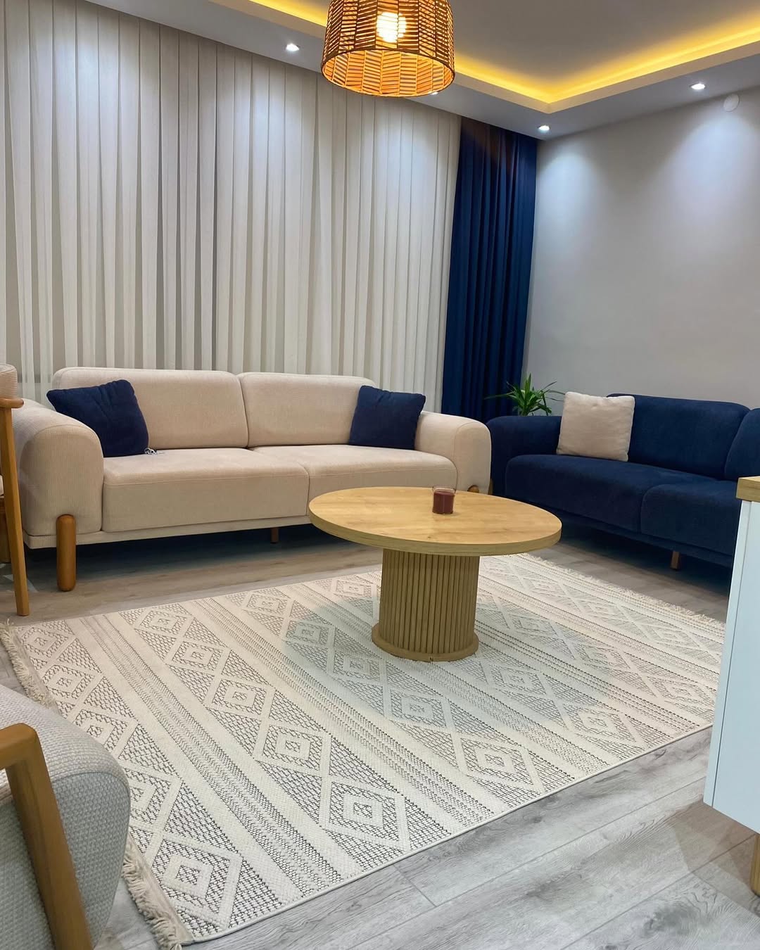 İskandinav Toz Tutmayan Halı Pati Dostu MANDALAY MN00B