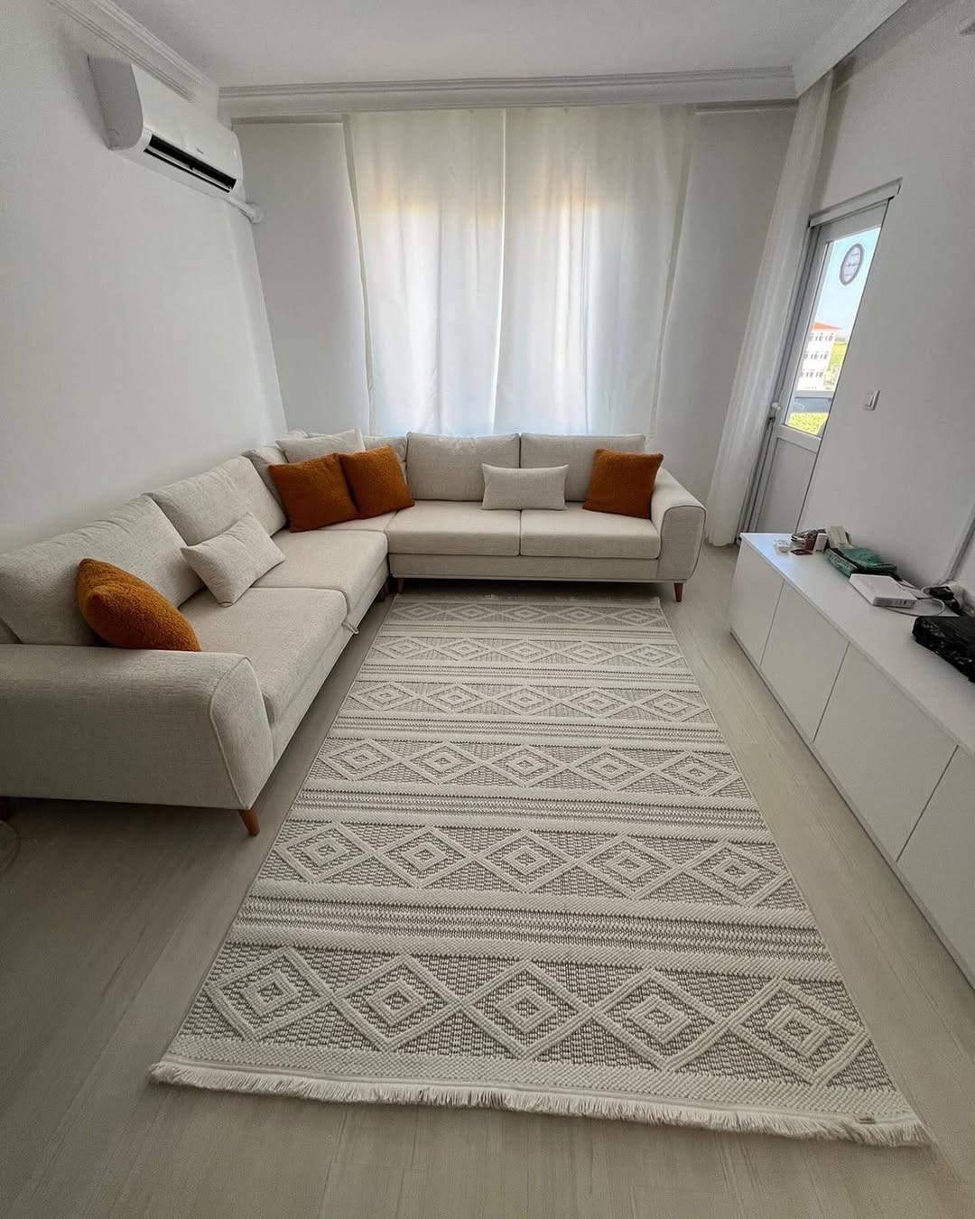 İskandinav Toz Tutmayan Halı Pati Dostu MANDALAY MN00B