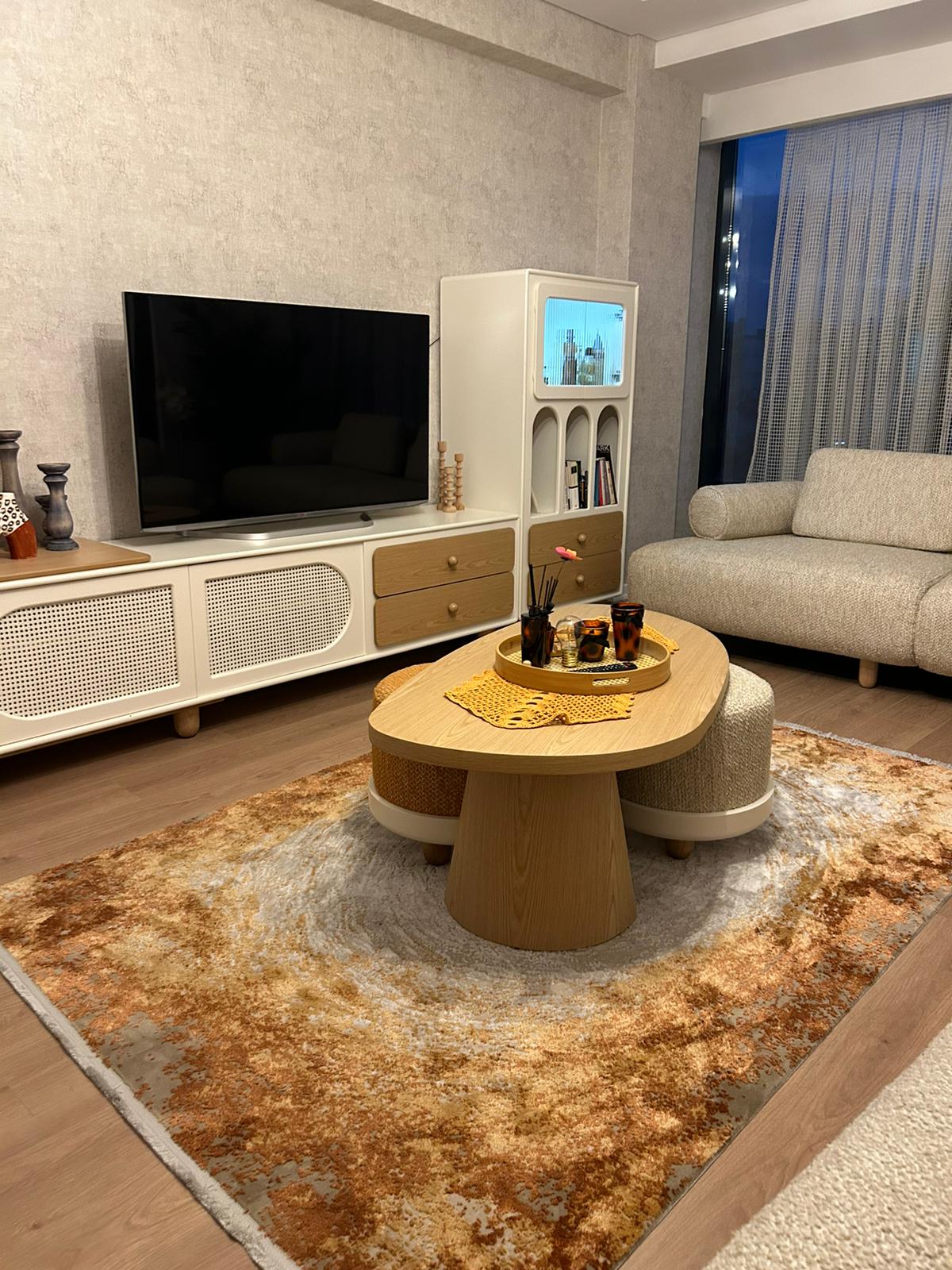 Modern ve Klasik Desenli Salon Halısı ROSADA RS04A