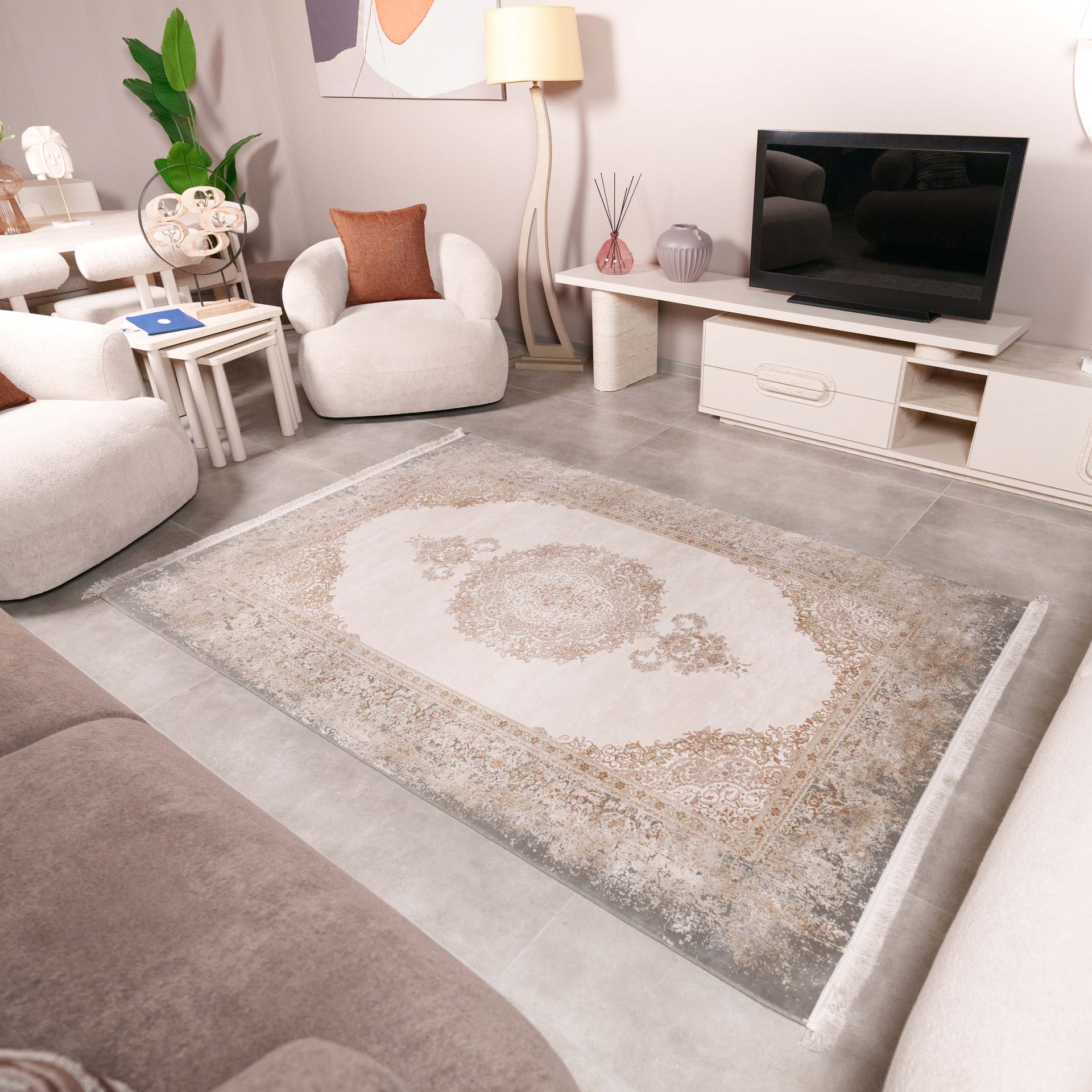 Salon Halısı Dünyada İlk ve Tek Viskolik İplikli MİRAMARE MI00A