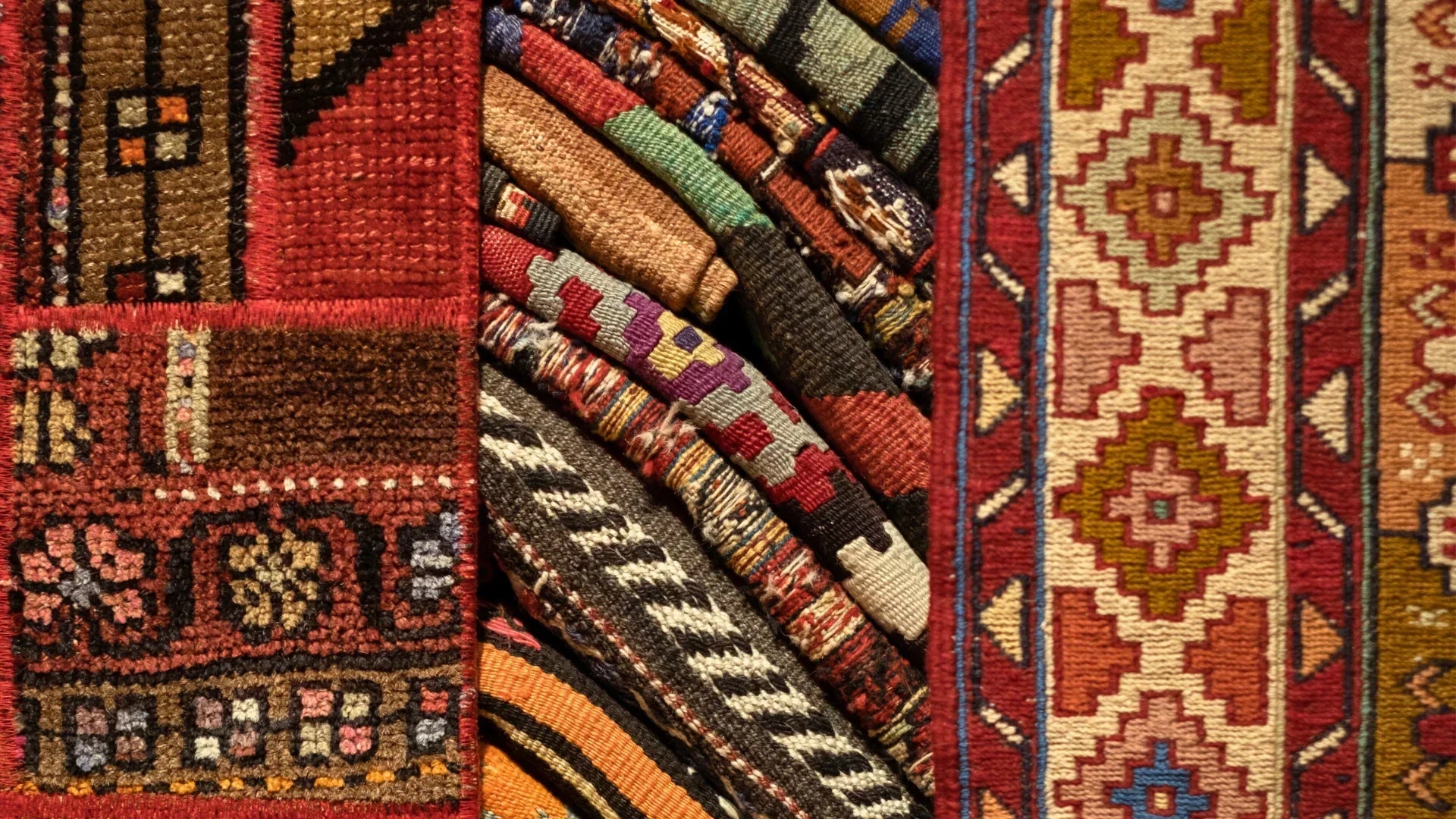 Halı Motifleri Ne Anlatır? Kültürümüzün İlmek İlmek Yansıması