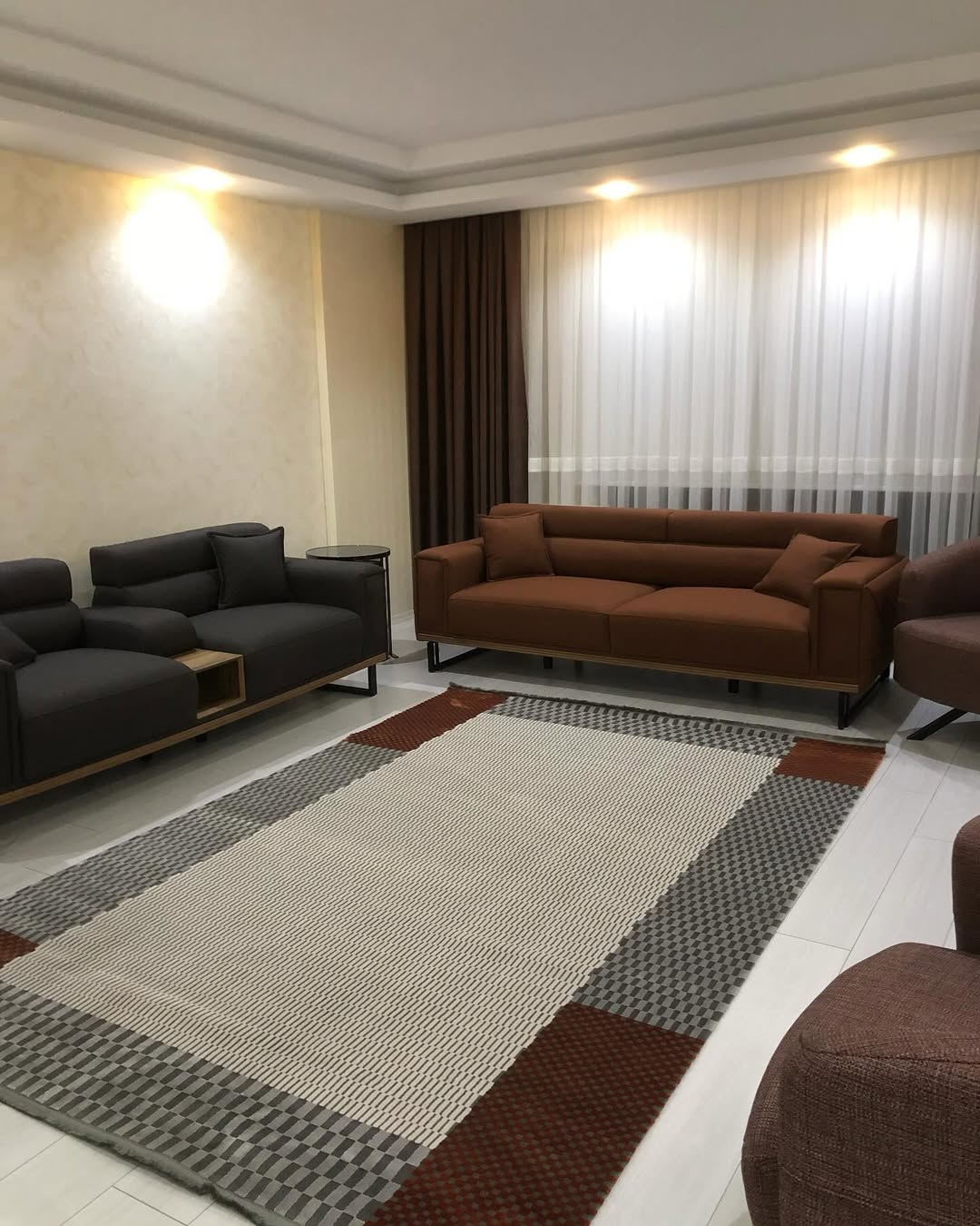 Renkli ve Modern Desenli Genç Odası Halısı ELYSEE EL05B