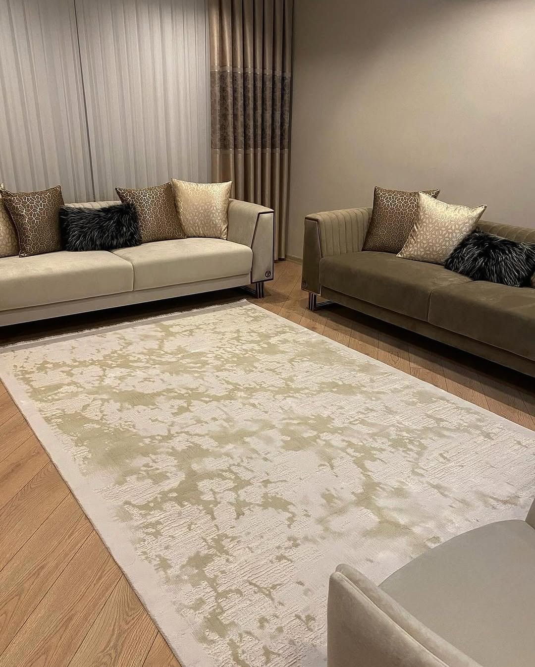 Salon ve Oturma Odası Halısı CRYSTAL CR05B