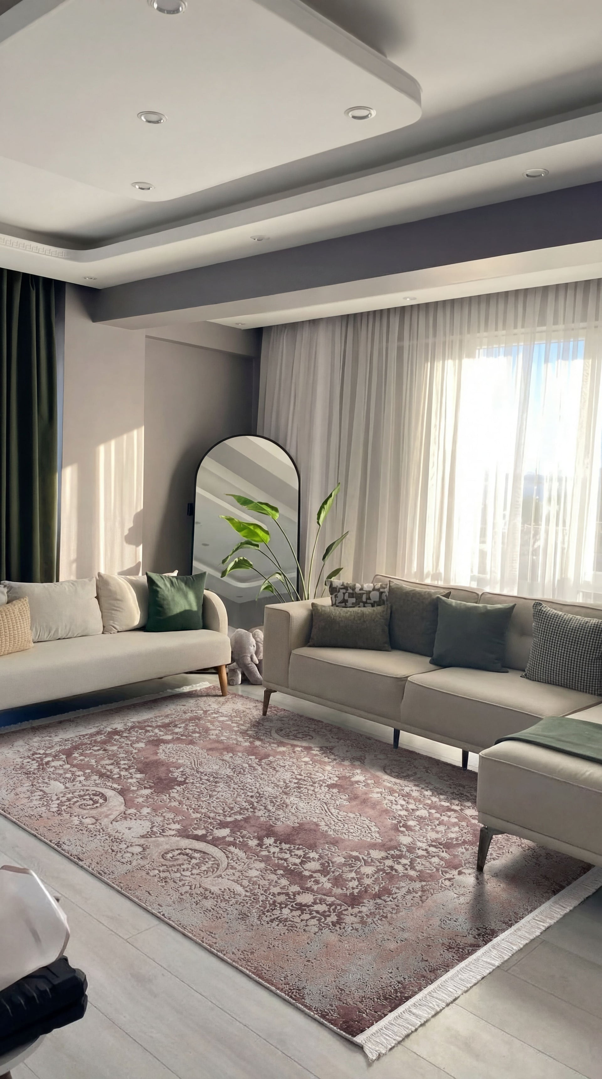 Modern ve Klasik Desenli Salon Halısı VIVA VV00A