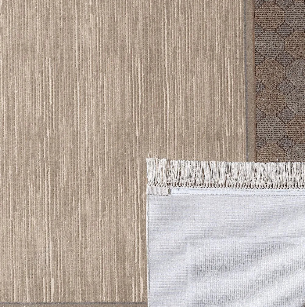 Modern ve Klasik Desenli Salon Halısı VIVA VV08A